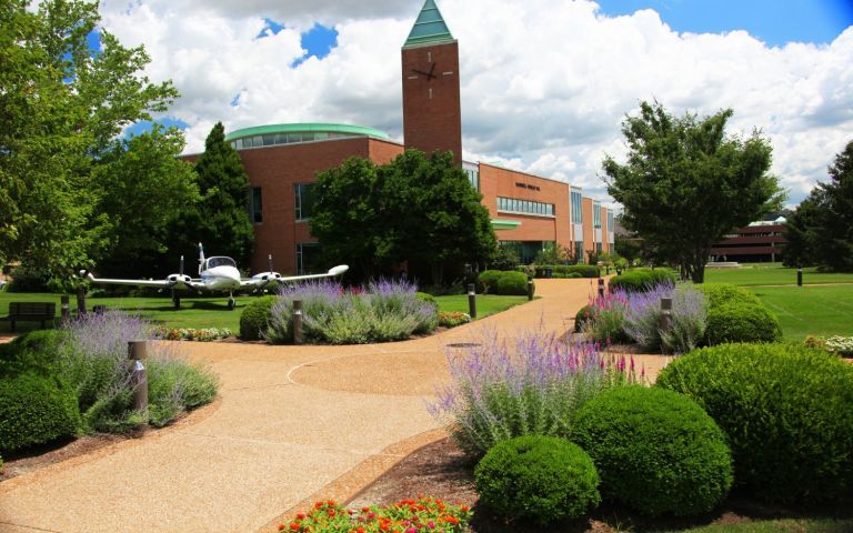 Saint Louis University photo 5